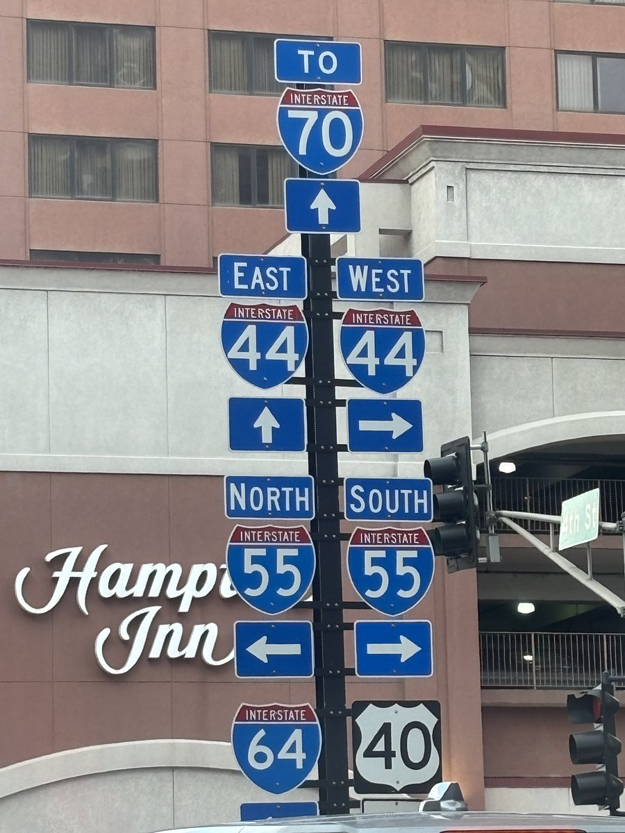 Lived here my whole life. These signs give me so much anxiety 😂