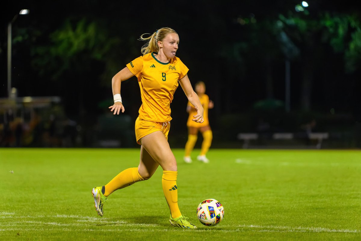 mia_martin9's tweet image. After much thought and consideration, I have decided to enter the transfer portal. I am an outside back and I have two remaining years of eligibility. I am incredibly grateful for the last two years and my time at GMU. I am excited for the next chapter! #transferportal