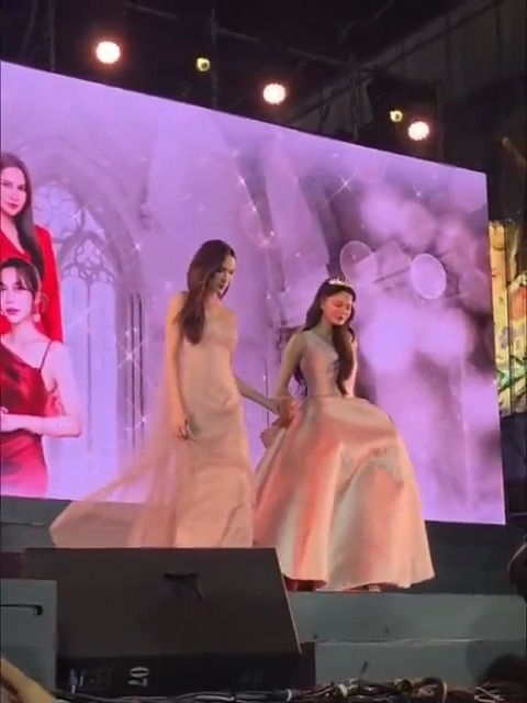 เปิดตัวว่าที่สะใภ้ ขอเสียงกรี๊ดหน่อยค่ะ 😍
.
#บ้านวาทินวณิช
#4ElementsPressCon
#Ch7HD https://t.co/D1YK7Hfmq6