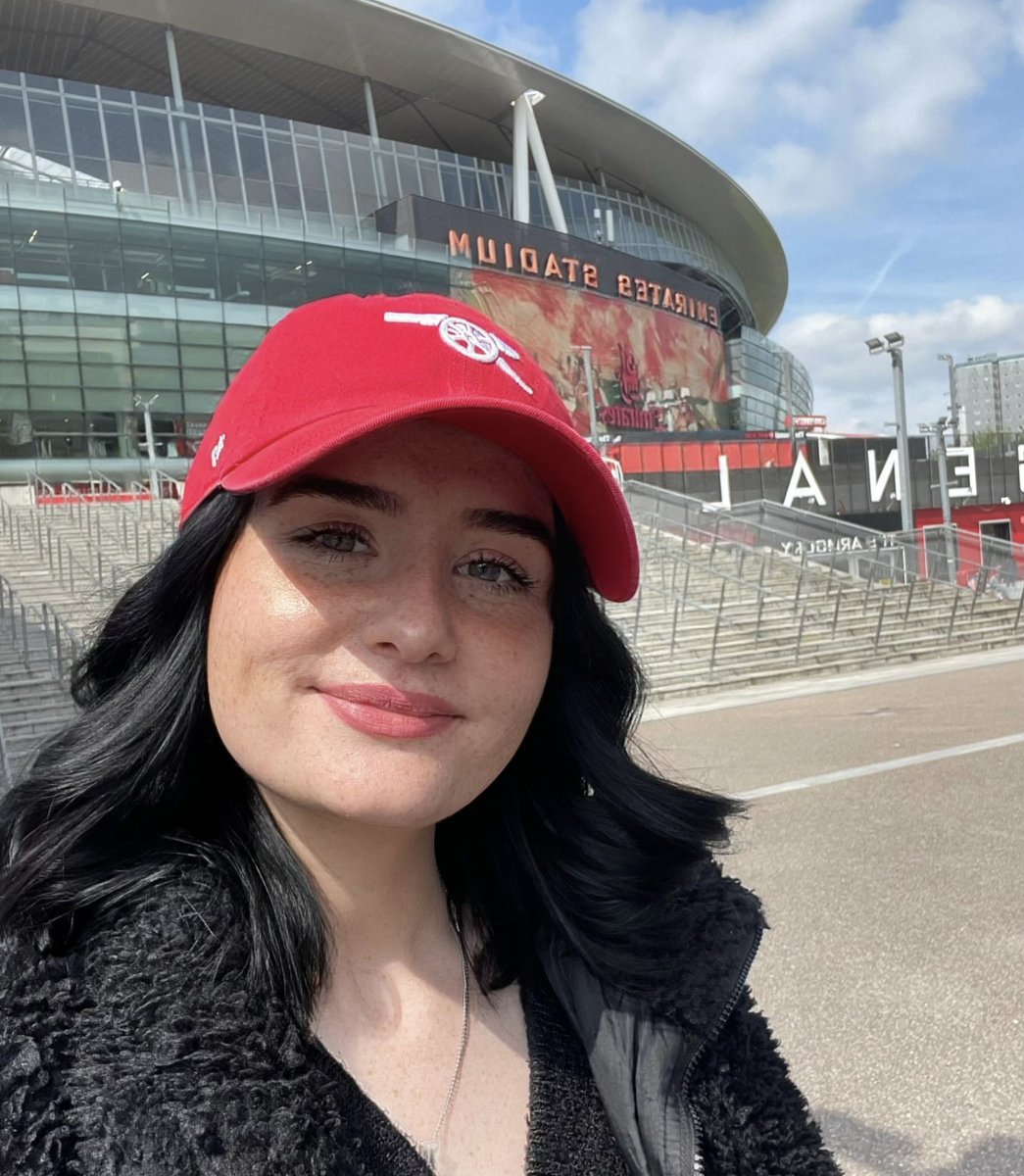saraxafc's tweet image. We made it to the Emirates Stadium today. The most beautiful stadium for the most beautiful club in the world. It was an honour to see it live for the first time 鉂わ笍馃
@Arsenal