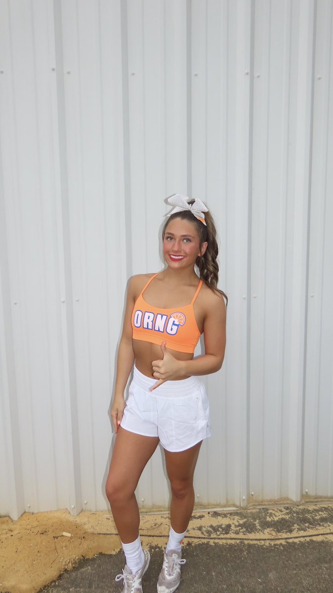 Can’t wait to take on the world with my forever dream team🧡🍊🌎 Let’s do this!!