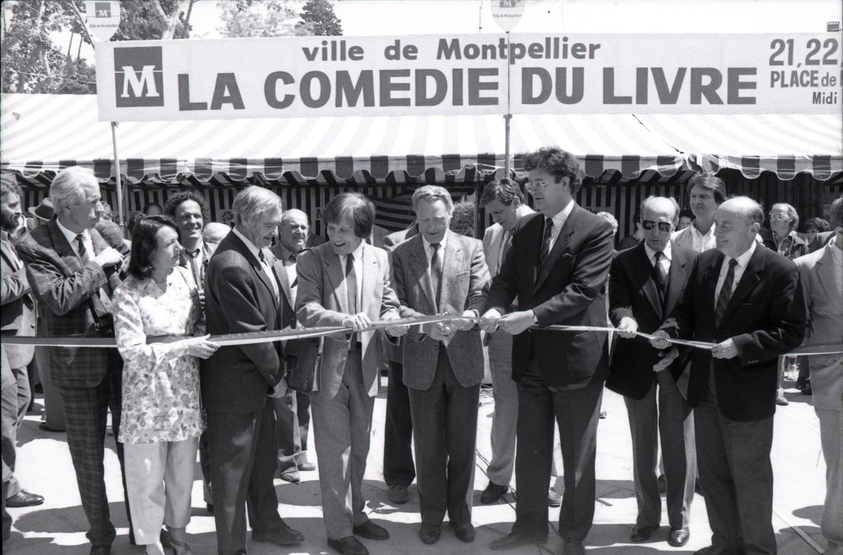 Cette semaine, 40e Comédie du Livre de <a href="/montpellier_/">Ville de Montpellier</a> créée en 1986. Rendez-vous majeur de la vie littéraire en France, qui réunit chaque année auteurs et  amateurs de lecture.
📸 en 1987, inauguration officielle avec Max Rouquette.
DIA79