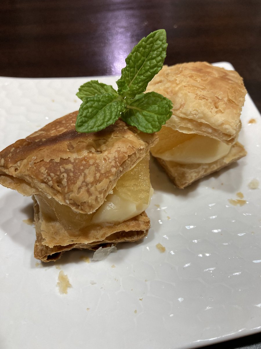 福士さんのイベントで食べたデザート！！！
美味しかった！！！
※カレーはお腹空きすぎていてすぐ食べました……写真ない……