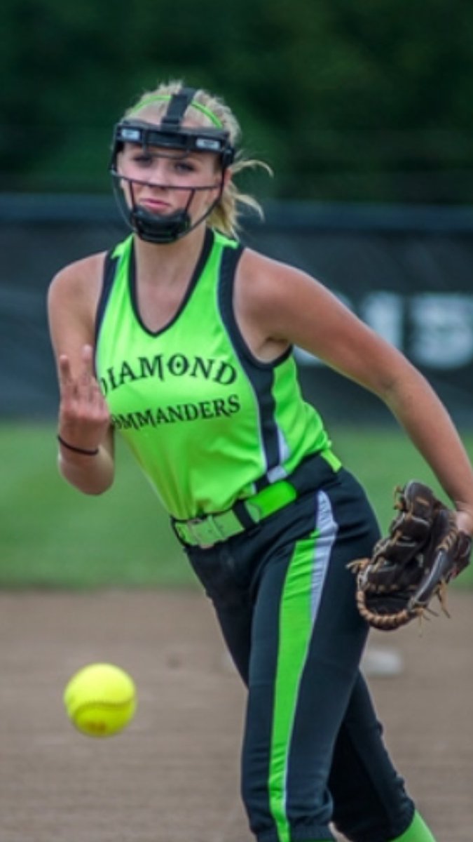 Senior Spotlight ⭐️

It all led to this moment for #71 <a href="/08Hailey_2022/">Hailey</a> !!🩵

#MarchOn