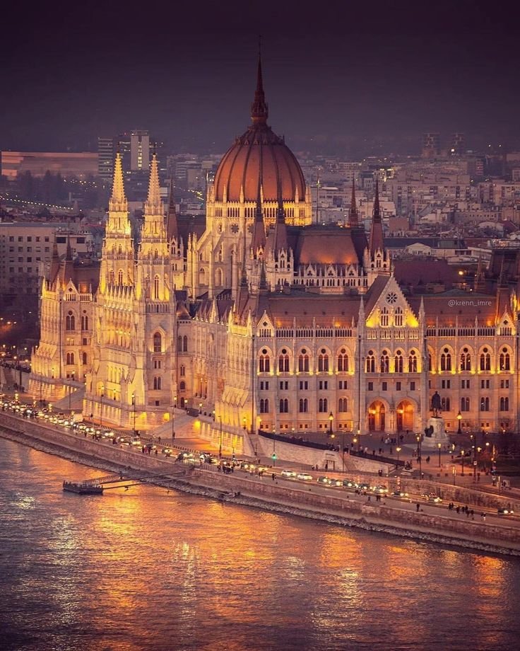 🇭🇺 The Eurasian Duality of Hungary

How can Hungary be both a member of the Turkic World? But also a Bastion for Christianity?

A detailed long-read for those interested, which will be released in episodes until completion. 🧵