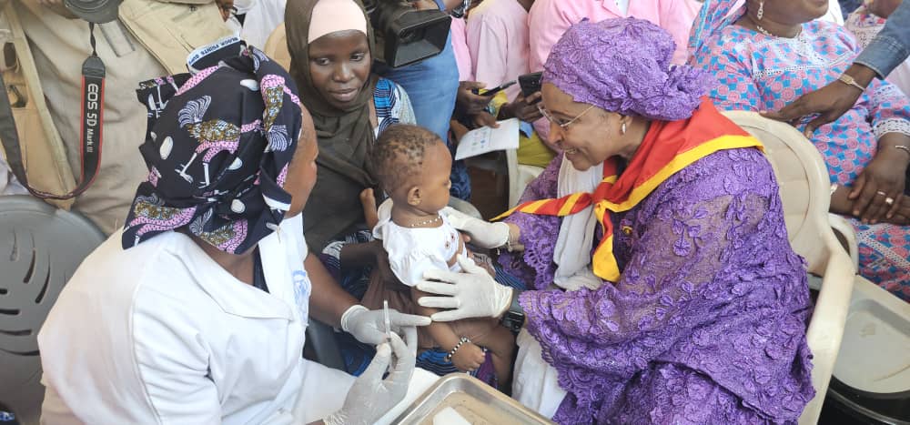 On this #WorldMalariaDay, Mali 🇲🇱 has introduced the malaria vaccine into its routine immunization schedule, becoming the 20th African country to do so.

Children aged 5 to 36 months will receive three doses by age, with two additional doses given seasonally before the high