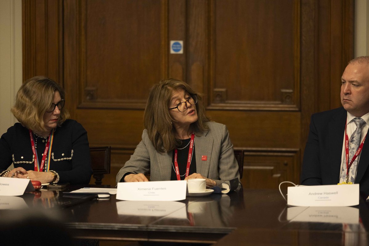 Chile at the Summit on the Future of Energy Security - 🧵

Ambassador Ximena Fuentes joined Claudia Rodríguez, Acting Vice President of <a href="/CochilcoChile/">Cochilco</a>, to represent Chile at the Summit on the Future of Energy Security, co-organised by the <a href="/IEA/">International Energy Agency</a> and the UK Government (1/6)