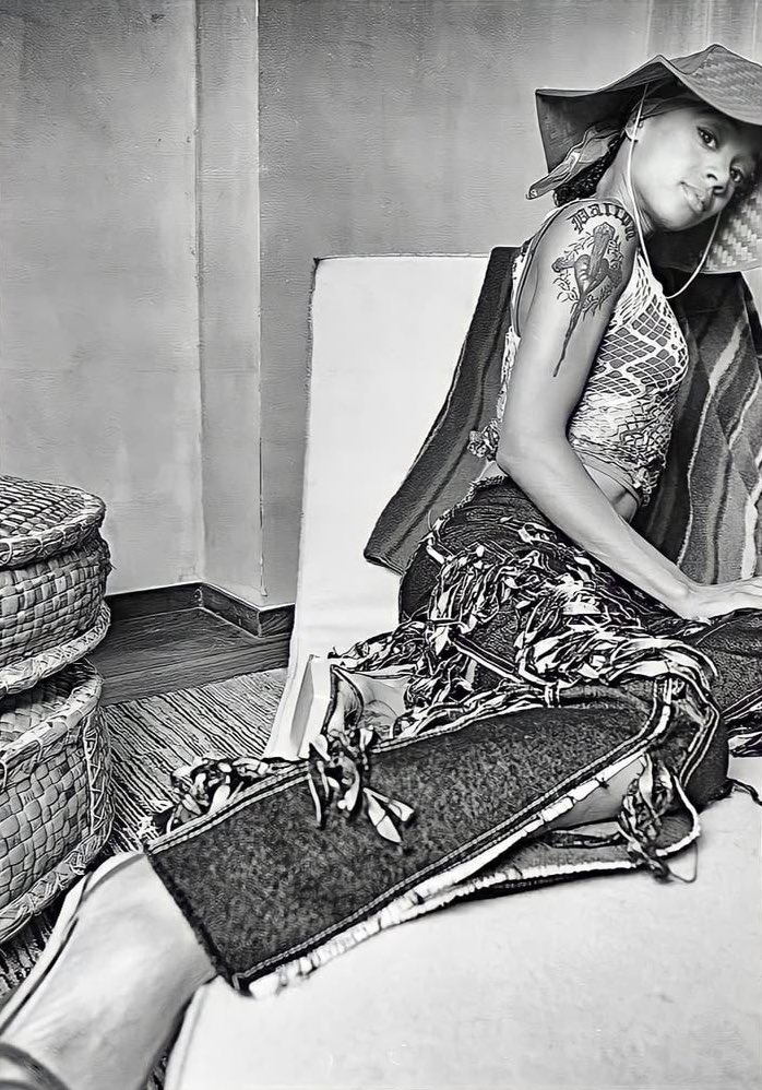 TBOZARCHIVE's tweet image. I can’t believe it’s been 23 years since this beautiful soul transitioned on to the other side… #RIPLeftEye we love and miss you lili🥺❤️🕊️