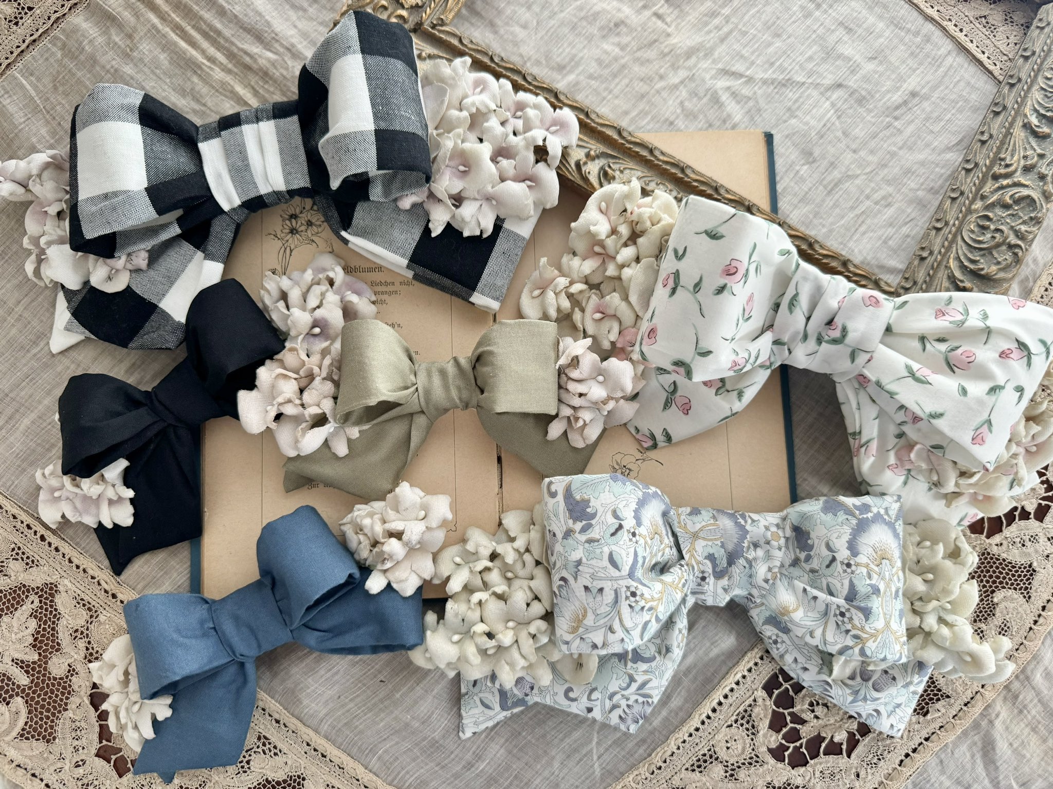 値下げ中 belle des pouee リボンとすみれのヘッドドレス