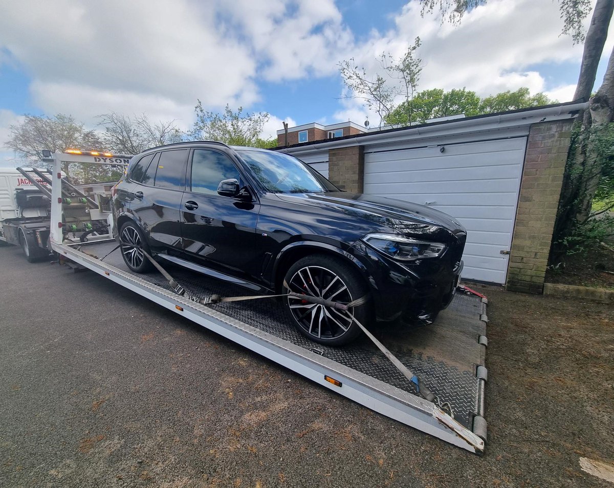 FOUND | PC Astley found and recovered a stolen vehicle in Knowle yesterday afternoon 🚨
If you see something suspicious, report it to us - we would love to know about it!