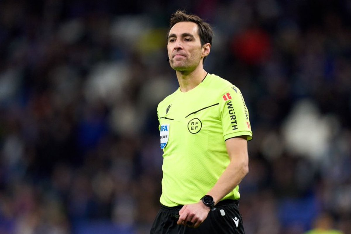 ElInmortal____'s tweet image. ¿El Real Madrid debería negarse a jugar la Final de Copa si no cambian a De Burgos Bengoetxea?

Yo digo sí.

Si nos van a robar al menos que no nos quiten el honor.