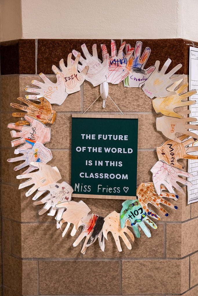 The future is bright, and it's right here in our classrooms! ✨ This beautiful handprint wreath, made by Miss Friess's students, reminds us that every child holds the potential to shape the world.

#FutureLeaders #StudentArt #WeAreFondy #SchoolPride #OurStudentsOurFuture