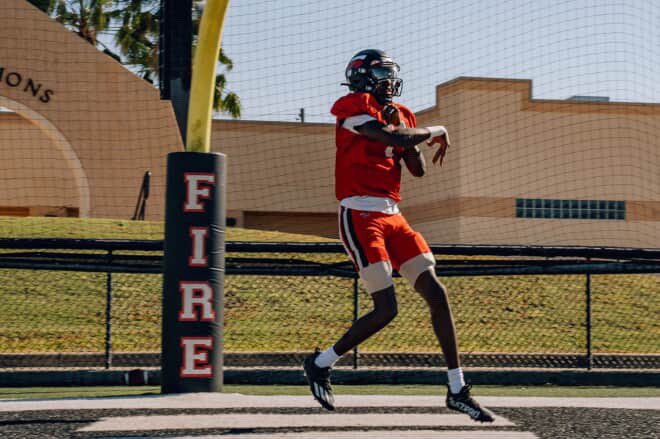 Malik Bell (@coach_bell11) on Twitter photo Top of the morning! Starting our day with alumni appreciation!
<a href="/WWMHFootball352/">Wildwood Wildcats Football</a> Alumi & current <a href="/SEUFireFootball/">Southeastern Football</a> QB Nate Mikell Top of the morning! Starting our day with alumni appreciation!
<a href="/WWMHFootball352/">Wildwood Wildcats Football</a> Alumi & current <a href="/SEUFireFootball/">Southeastern Football</a> QB Nate Mikell