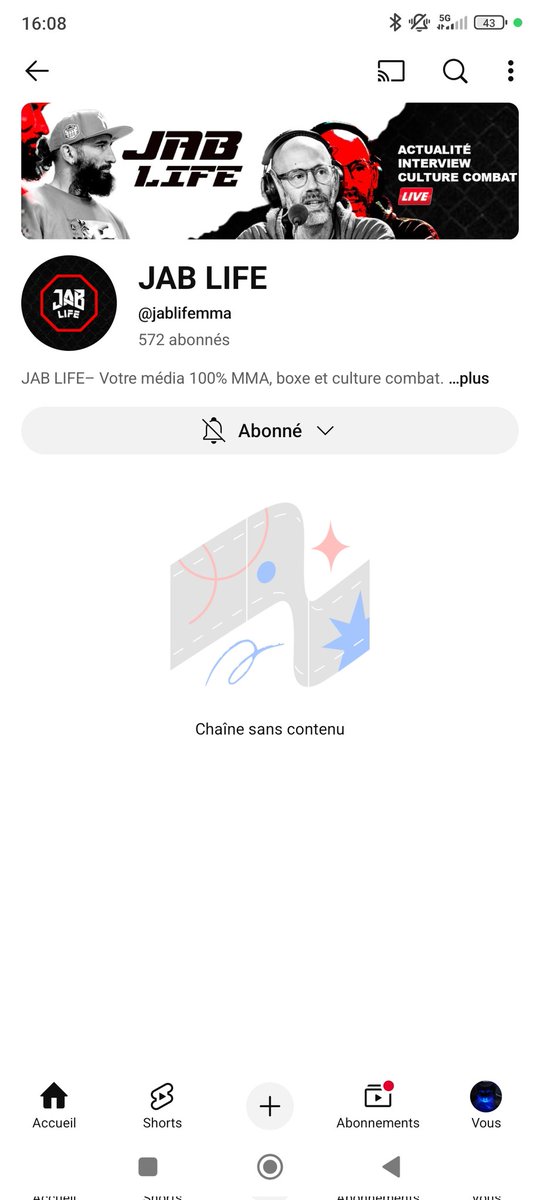 TiiiMAC1's tweet photo. @LexaB J'ai pris mon billet, je suis déjà dans le train. https://t.co/ebNGg5QhW9