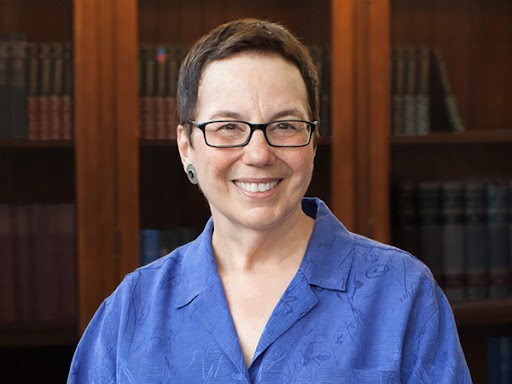 After 7 years, Harriette Hemmasi is stepping down as dean of <a href="/gtownlibrary/">Georgetown University Library</a>. She shares leadership lessons, career advice, and her hopes for the future of libraries. Read her story: ow.ly/7wZx50VHt4Z
#LeadingARLLibraries #ARLupdates #LibraryLeadership #LibraryCommunity