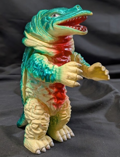 □ブルマァク 吸電怪獣 エレドータス ソフビ / 帰ってきたウルトラマン怪獣