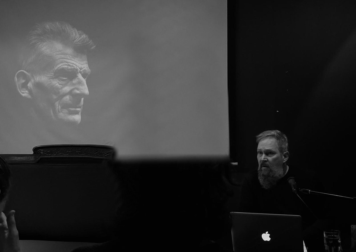 irlembberlin's tweet photo. Beckett-expert Dr Mark Nixon presented on Beckett's "German Fever", his multiple stays in 🇩🇪 &amp; his fascination with the German language, among other things.
Dr. Nixon then spoke about these topics with Deutschlandfunk @dlfkultur- hör rein! https://t.co/XpaUM7Urft https://t.co/7YYUquDP6M