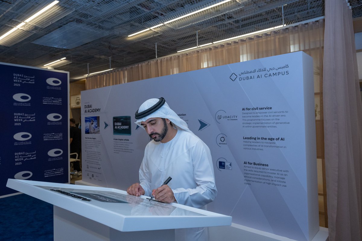 DXBMediaOffice's tweet photo. Hamdan bin Mohammed launches the Dubai AI Academy, a major new initiative aimed at mainstreaming artificial intelligence (AI) education and advancing its adoption across vital sectors of the economy. https://t.co/nQN7VcEYt2