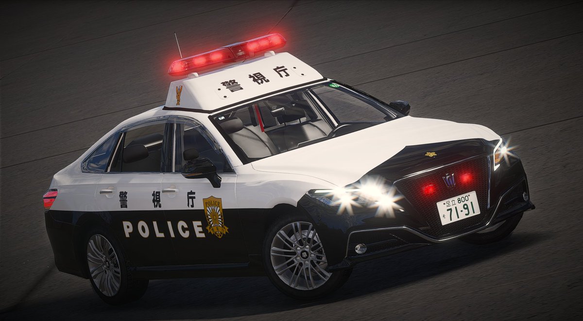 先日の220系クラウンの一般車をパトカー化しました。一応ハイブリッド 