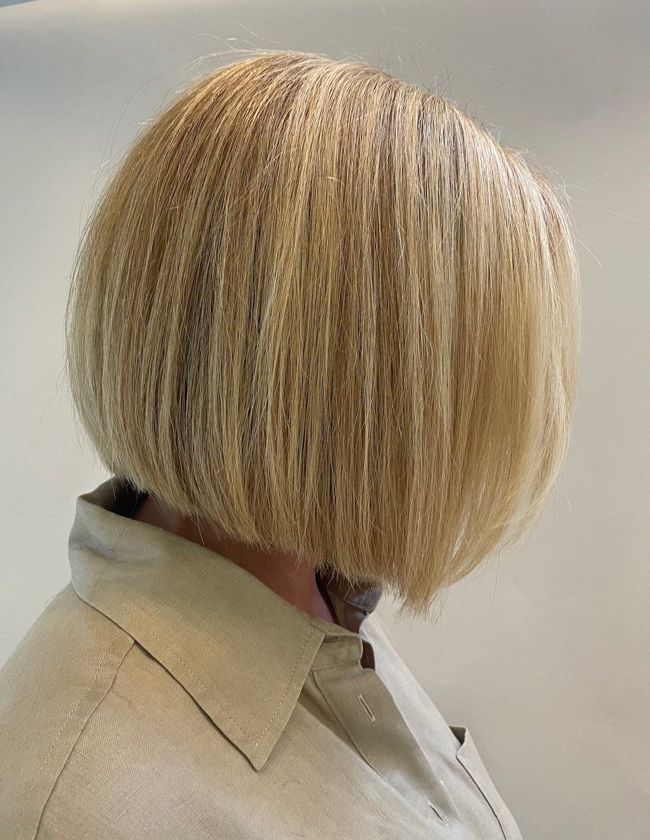 charlesifergan's tweet image. Fresh color by Ashley ✨
Flawless haircut by Ani 💇‍♀️
Deerfield salon magic happening daily!
Book your new look now at Charles Ifergan 💥
#HairGoals #DeerfieldSalon #ColorByAshley #CutByAni #CharlesIfergan