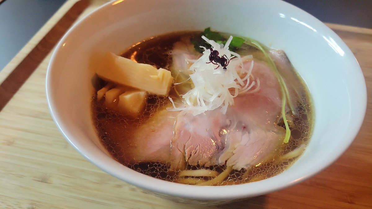 dainosuke1006's tweet photo. ★麺屋グラフミ★らぁ麺
一宮市中島通2丁目41-1 https://t.co/RIDlWqtQty
