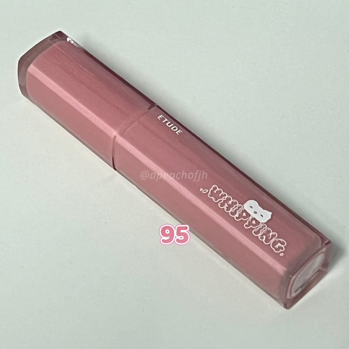 apeachofjh's tweet photo. ที่เขียนคิ้วแบบฝุ่น #brownit — 75
ลิป #ETUDE สี melon spread — 95
ลิป #romand 25 very berry splash — 100 (75%)
อายลายเนอร์ #dejavu medium brown — 100
มาสคาร่าคิ้ว #espior สีbeige — 95 (เหลือ75%)
Lip liner #dasique สีsalmon — 150
ที่ทำดอลลี่อาย #CANMAKE Eye bags concealer 02 — 220 https://t.co/THzsMqSUIc