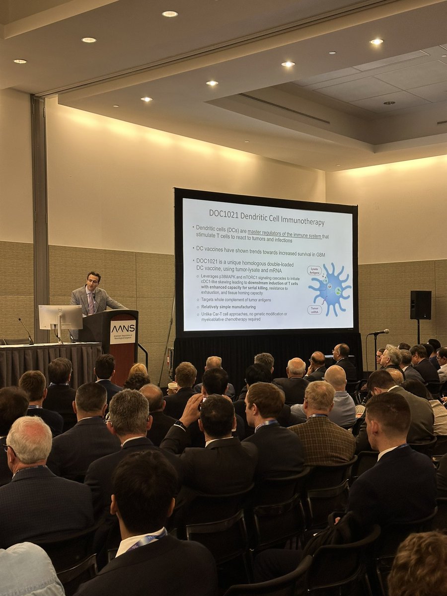 PavelPichardoMD's tweet image. An outstanding start to #AANS2025 with @EsquenaziMD presenting the DC vaccine trial in GBM (Phase 1 clinical trial) performed at @NeurosurgUTH @memorialhermann.
Extremely packed session — excited for the upcoming talks! @AANSNeuro