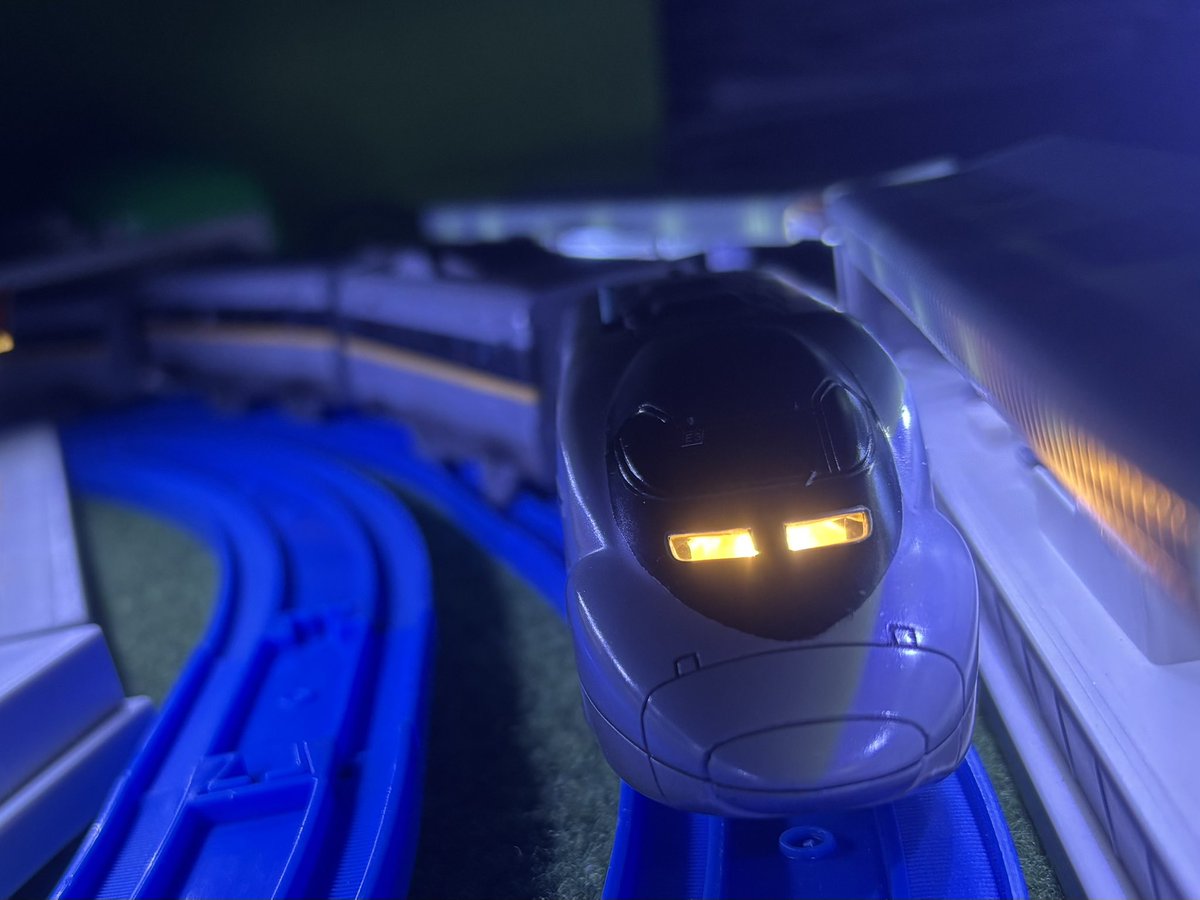 ﾊﾞｻ-ｽﾄ tweet media