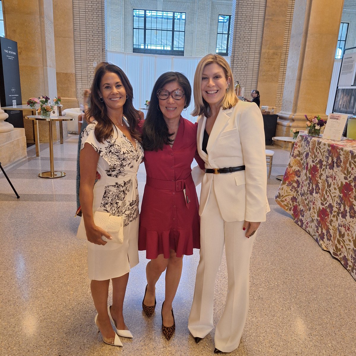 Kristin A. Meekhof (@kristinmeekhof) on Twitter photo Fun meeting <a href="/tracywolfson/">Tracy Wolfson</a> & <a href="/JillMartin/">Jill Martin</a> at the <a href="/umichmedicine/">Michigan Medicine</a> Women's Health Luncheon and many thanks to Karen MacDonald-Basile for co- hosting a spectacular <a href="/UMich/">University of Michigan</a>
event ! Go Blue!! #goblue Fun meeting <a href="/tracywolfson/">Tracy Wolfson</a> & <a href="/JillMartin/">Jill Martin</a> at the <a href="/umichmedicine/">Michigan Medicine</a> Women's Health Luncheon and many thanks to Karen MacDonald-Basile for co- hosting a spectacular <a href="/UMich/">University of Michigan</a>
event ! Go Blue!! #goblue