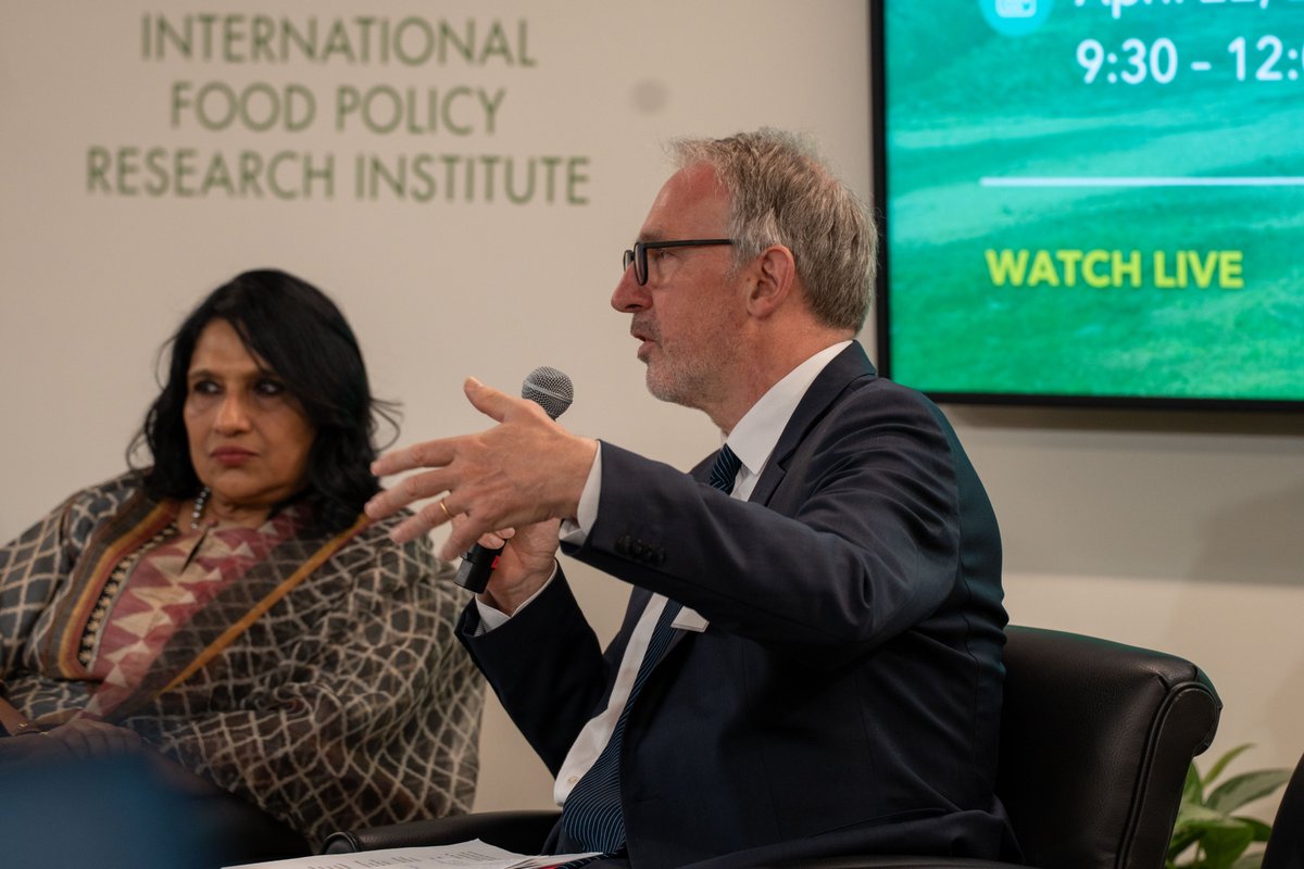 Johan Swinnen (@jo_swinnen) on Twitter photo I had the pleasure of participating in the “Ending Hunger and Malnutrition: Keeping our Eyes on the Road” policy seminar, co-organized by <a href="/IFPRI/">IFPRI</a> and the <a href="/WorldBank/">World Bank</a>. Thank you to the panelists for an engaging discussion on how ensure a food secure world.
bit.ly/ending_hunger I had the pleasure of participating in the “Ending Hunger and Malnutrition: Keeping our Eyes on the Road” policy seminar, co-organized by <a href="/IFPRI/">IFPRI</a> and the <a href="/WorldBank/">World Bank</a>. Thank you to the panelists for an engaging discussion on how ensure a food secure world.
bit.ly/ending_hunger