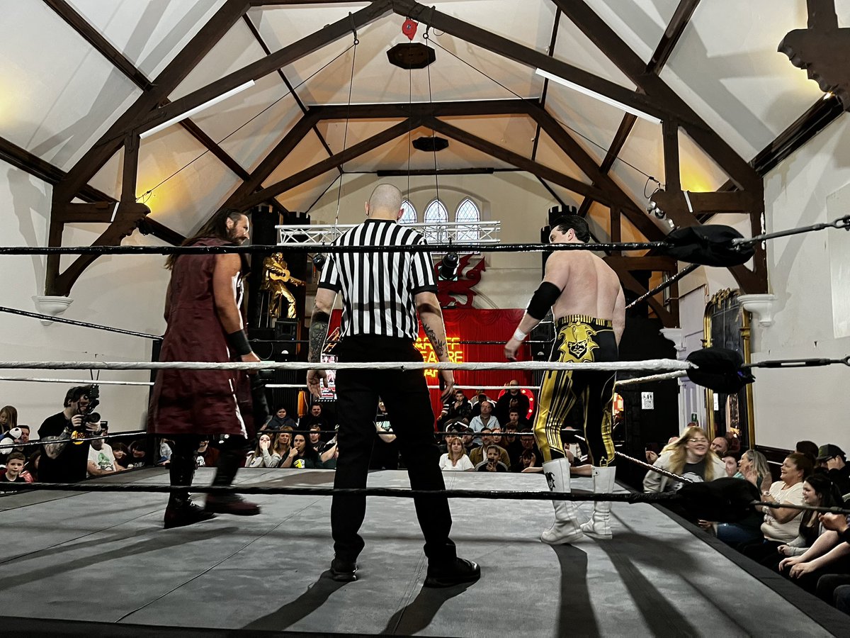 Mark Roffey (@ther0ff) on Twitter photo Impromptu match at <a href="/NewWaveWrestli1/">New Wave Wrestling Academy</a> as Nathan Black from <a href="/PursuitProWres/">Pursuit Pro Wrestling</a> takes on <a href="/mulligan_pro/">Mulligan</a>. Impromptu match at <a href="/NewWaveWrestli1/">New Wave Wrestling Academy</a> as Nathan Black from <a href="/PursuitProWres/">Pursuit Pro Wrestling</a> takes on <a href="/mulligan_pro/">Mulligan</a>.