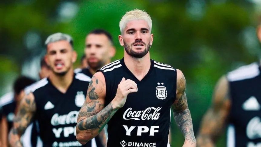 Palaciosexual's tweet photo. El mejor jugador argentino del siglo XXI después de Messi no es Riquelme ni Di María (por poco)

#selecciónargentina #futbol #messi 

Es este: https://t.co/5RsUrmdSOL
