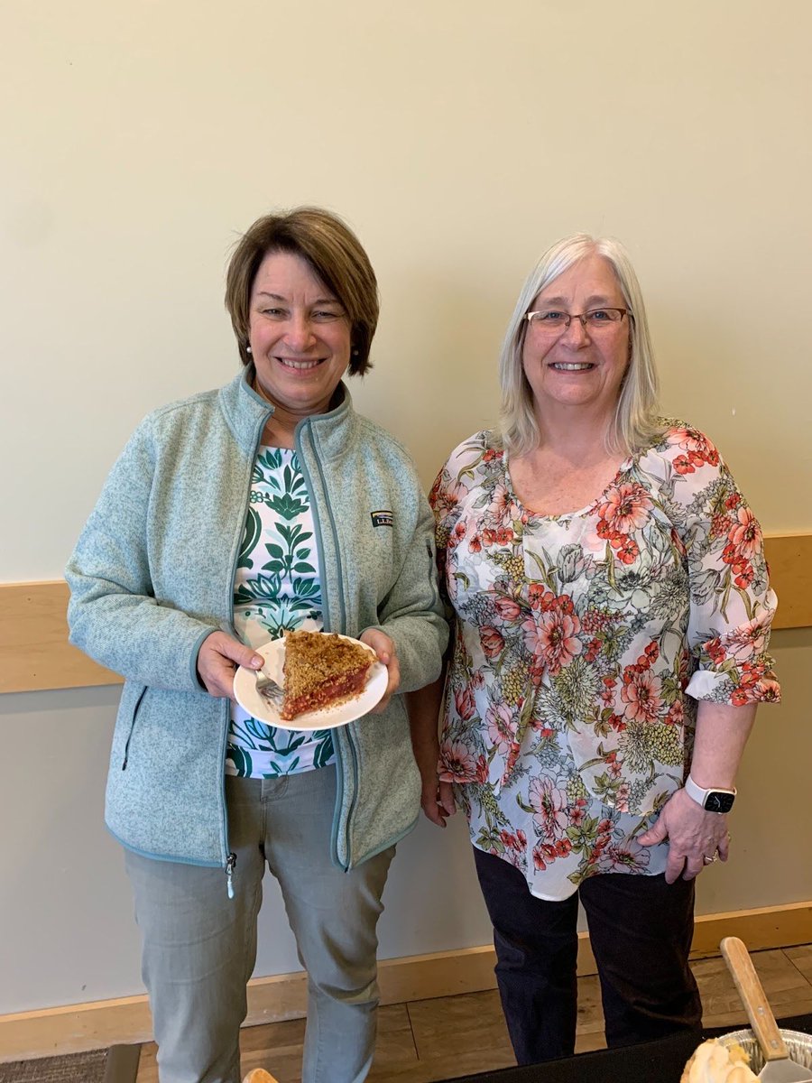 Amy Klobuchar tweet media