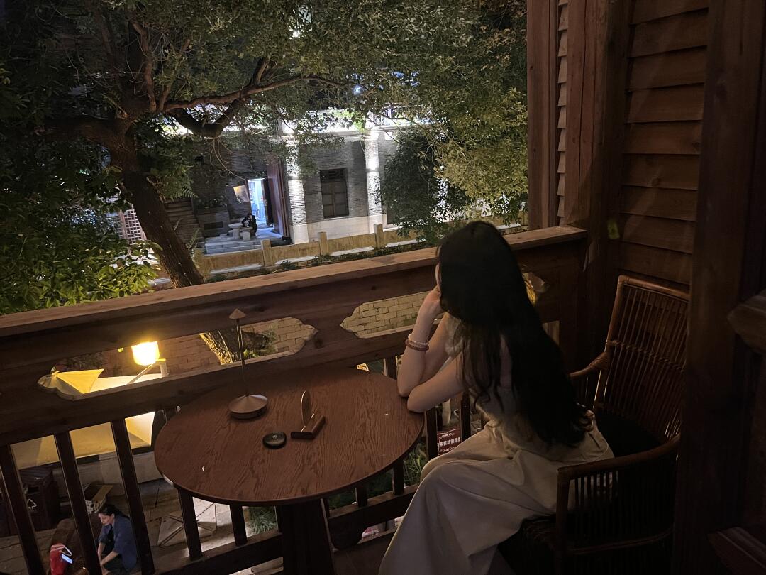 luna15646's tweet photo. Moments like these, where time slows and the heart listens. https://t.co/uy3YigGvbp
