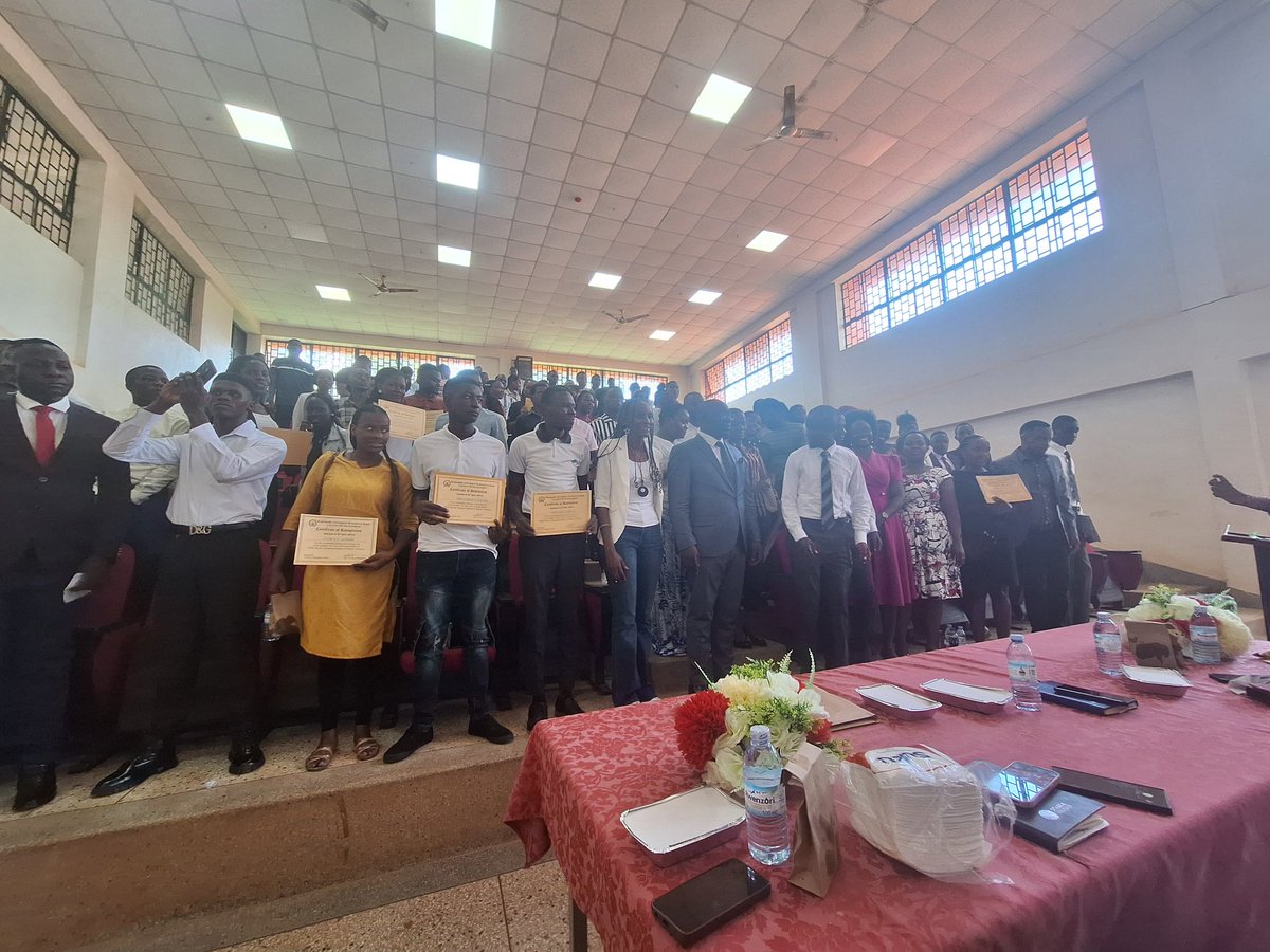 Dr. Joshua Mugambwa (@drmugambwa) on Twitter photo The Faculty of Management <a href="/OfficialMubs/">Makerere University Business School</a> recognised and awarded certificates to the best and most outstanding performing students of Bachelors of Human Resource Management & Bachelors of Leadership and Governance. I urged the students to keep up with the good performance. The Faculty of Management <a href="/OfficialMubs/">Makerere University Business School</a> recognised and awarded certificates to the best and most outstanding performing students of Bachelors of Human Resource Management & Bachelors of Leadership and Governance. I urged the students to keep up with the good performance.
