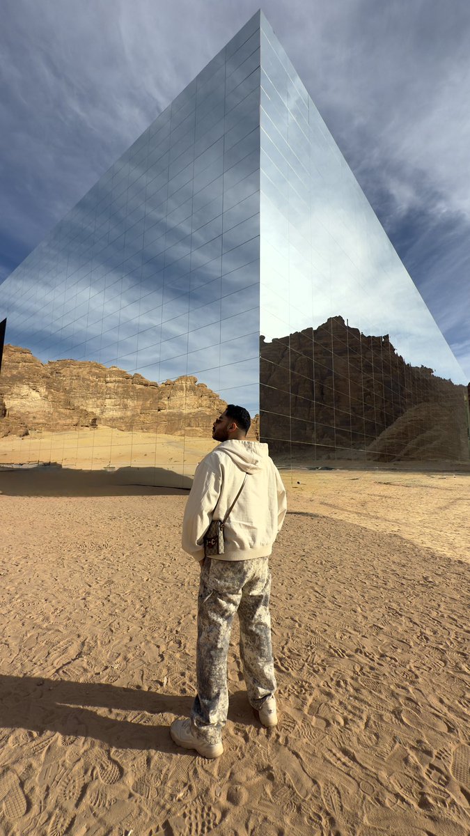 nawaf_3waji's tweet image. Take me back