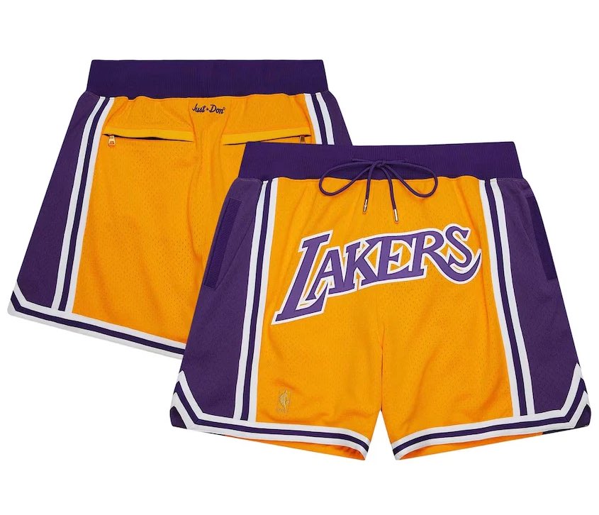 LakeShowYo tweet media