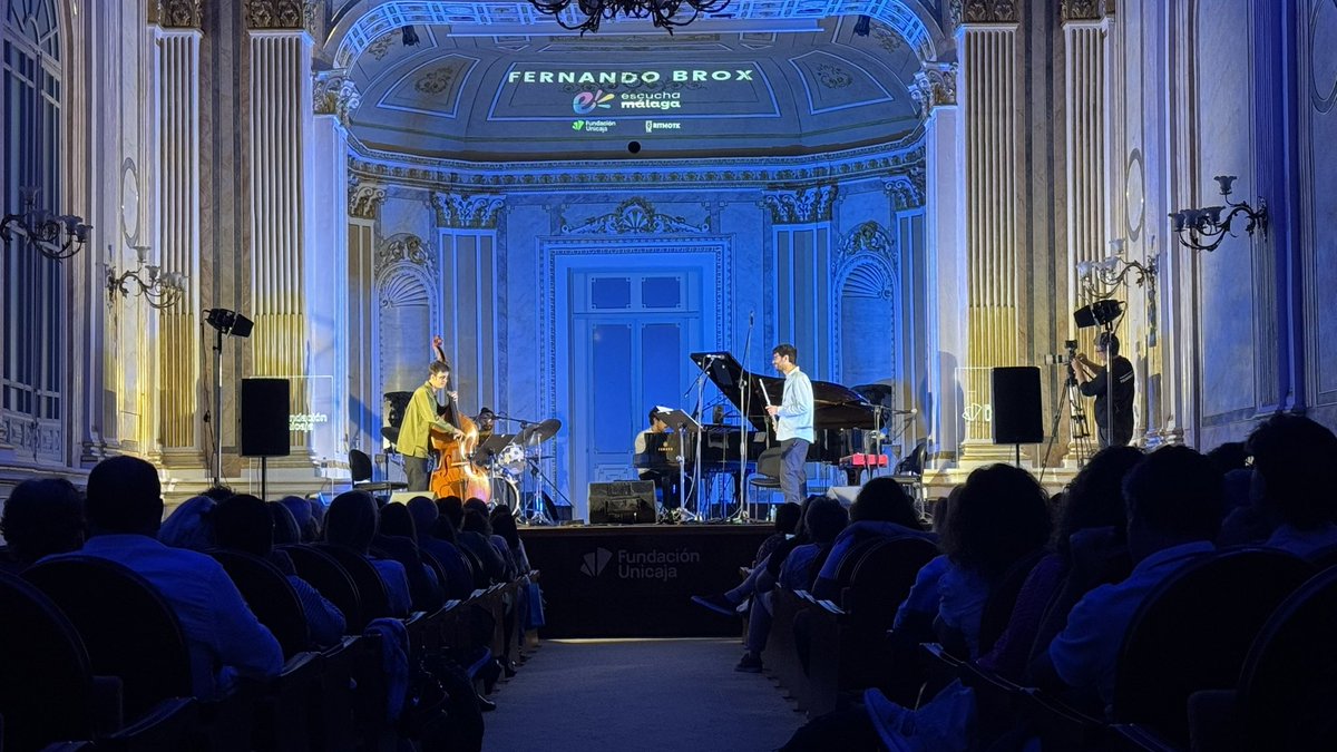 👏Los ganadores de esta I edición han sido Porlanova, cuarteto de afilado sonido indie-rock; Fernando Brox Quartet, con claras influencias al jazz y la música moderna y <a href="/albalamerced/">Alba</a>, dueña de una de las voces más singulares y mejor timbradas de la música malagueña actual.