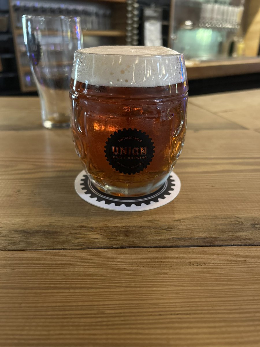 Steve Jones (@steveej65) on Twitter photo Conveniently situated on my way home from the brewery is a brewery, be rude not to every now and then wouldn’t it? Here’s <a href="/UnionBrewing/">UNION Craft Brewing</a> Zephyr (Oaked Maibock), it’s tasty. Conveniently situated on my way home from the brewery is a brewery, be rude not to every now and then wouldn’t it? Here’s <a href="/UnionBrewing/">UNION Craft Brewing</a> Zephyr (Oaked Maibock), it’s tasty.