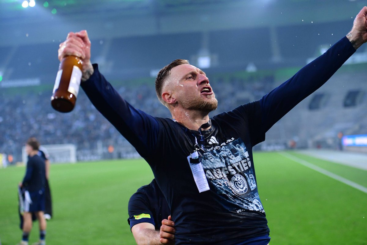 MEIN AUFSTIEGSKAPITÄN !! 

#alihahn #macher #kapitän