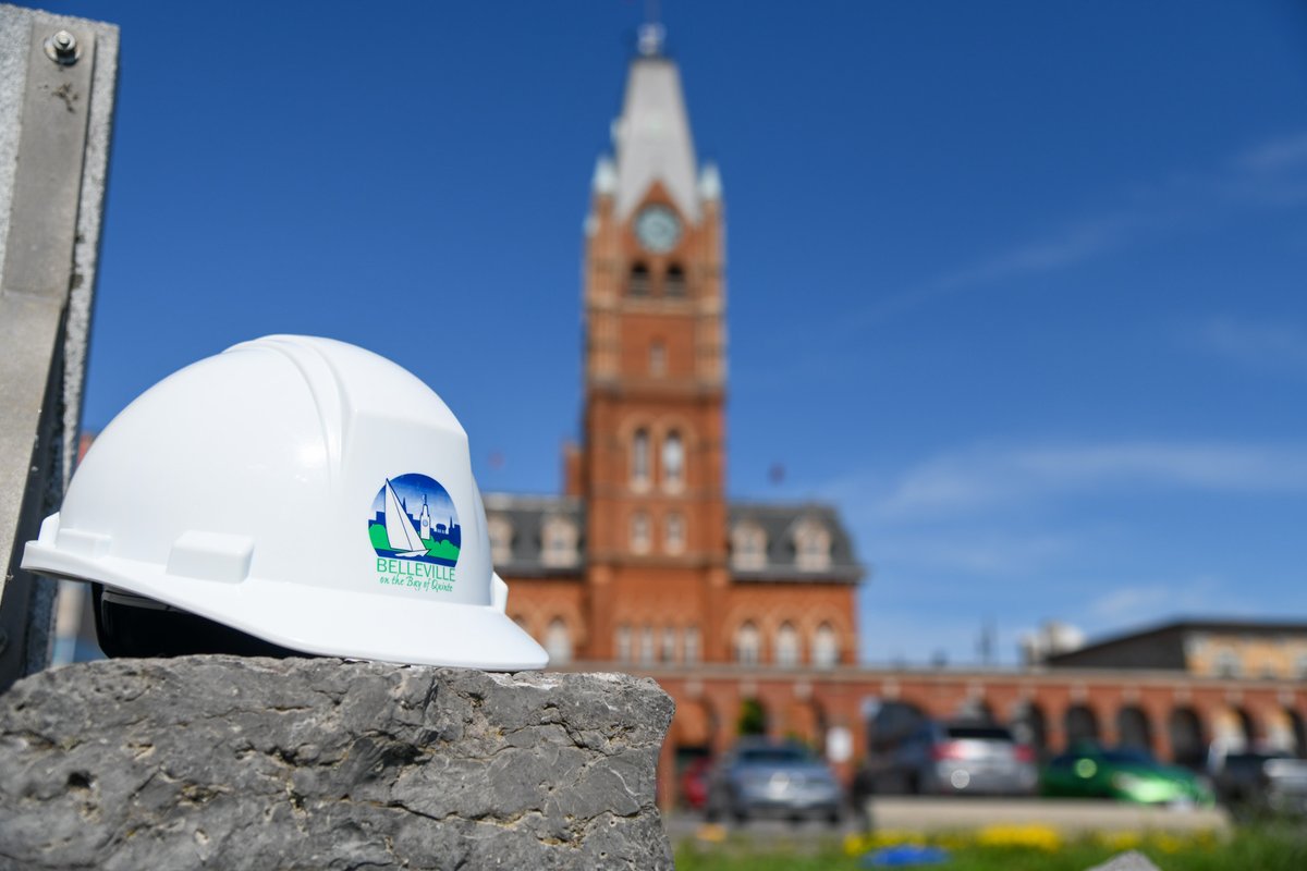 Careers | Join our engineering team! 🏗️⚙️ We are hiring for the following positions: 

➡️Senior Project Manager - Design
This position is responsible for leading one of the City’s Engineering Capital Project Teams in the design, contract preparation, project management, and