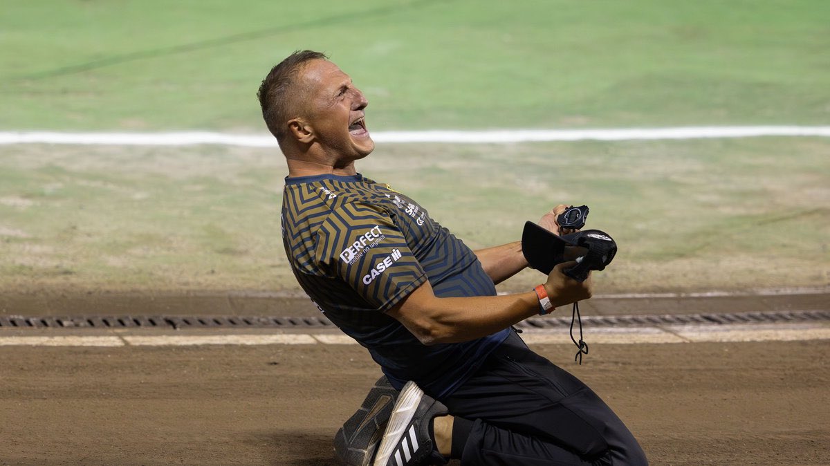 Marcin Musiał tweet media