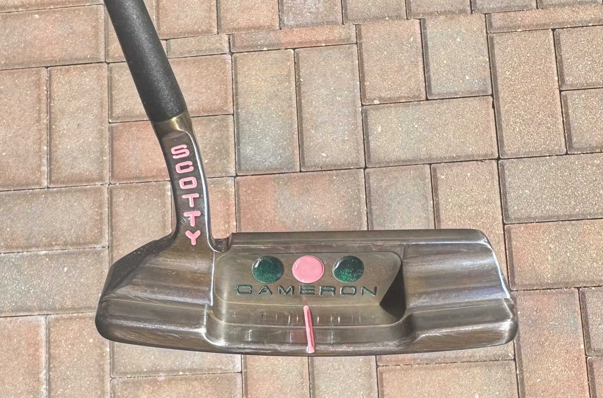 Today will be the last time I have <a href="/KentKustoms/">Kent Kustoms</a> Scotty Cameron in the Golffice. Joe from Atlanta is literally coming down to get it vs have me ship it out. 

Wonderful work by <a href="/KentKustoms/">Kent Kustoms</a>!!!
