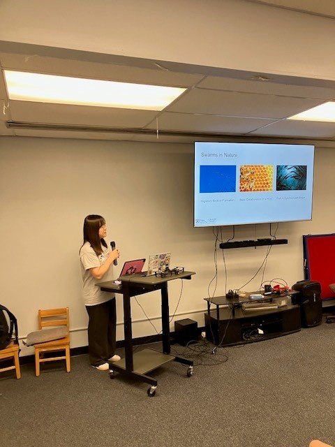 GRASPlab's tweet image. We hope everyone had a wonderful time at the Fun with Robots week 2 event at the Roxborough Library!
A BIG Thank you to Yuwei Wu for presenting this week!
Hope to see you all at week 3!
#GRASP #GRASPLab #FunwithRobots #RoxboroughLibrary