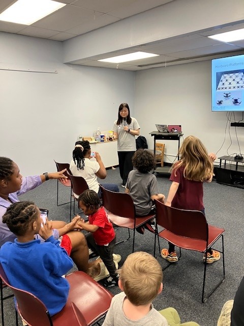 GRASPlab's tweet image. We hope everyone had a wonderful time at the Fun with Robots week 2 event at the Roxborough Library!
A BIG Thank you to Yuwei Wu for presenting this week!
Hope to see you all at week 3!
#GRASP #GRASPLab #FunwithRobots #RoxboroughLibrary