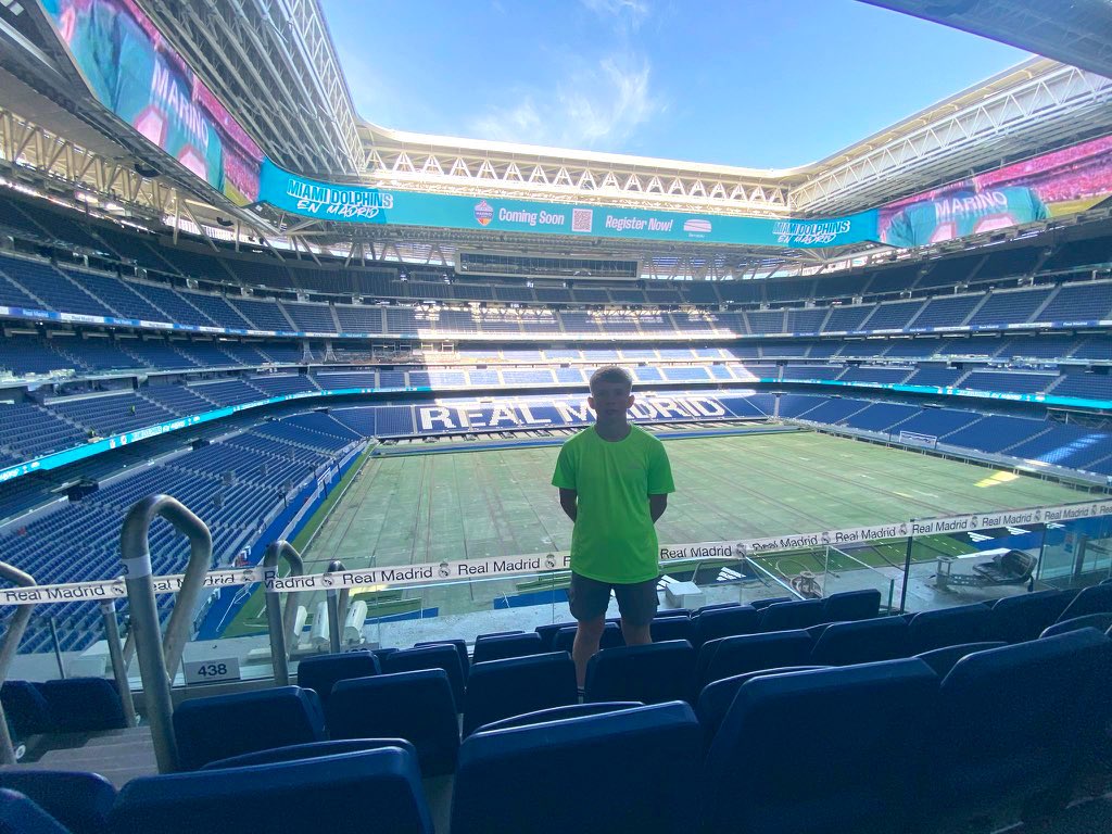 BenBrand22's tweet photo. 🇪🇸 @Atleti @atletienglish &amp; @realmadrid Away for El Niño this week 🇪🇸💙🏴󠁧󠁢󠁷󠁬󠁳󠁿✈️ https://t.co/2oti7ueCIt