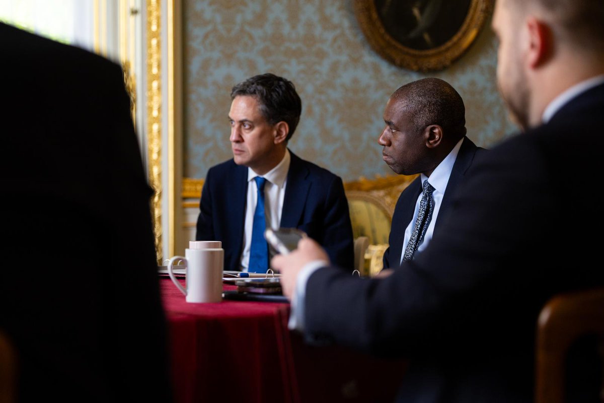 Department for Energy Security and Net Zero (@energygovuk) on Twitter photo On day 2 of the <a href="/IEA/">International Energy Agency</a> summit, @ed_miliband & <a href="/DavidLammy/">David Lammy</a> outlined our new Global Clean Power Alliance initiative to key partners.
It is focused on resilient supply chains for our energy needs as well as the investment and growth benefits of the clean power transition. On day 2 of the <a href="/IEA/">International Energy Agency</a> summit, @ed_miliband & <a href="/DavidLammy/">David Lammy</a> outlined our new Global Clean Power Alliance initiative to key partners.
It is focused on resilient supply chains for our energy needs as well as the investment and growth benefits of the clean power transition.