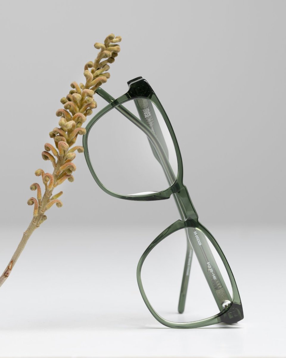 Spring time is always a good time for some new eyewear. Let's welcome the season with a stylish new look and 30% OFF! Who's joining the trend? 

Code available at glassesusa.me/Shop_X

🌸🕶️ #SpringLooks #TrendyEyewear