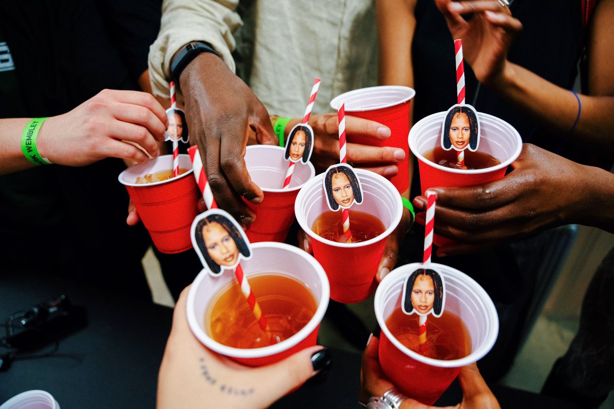 Áries season owes me nothing. 😋