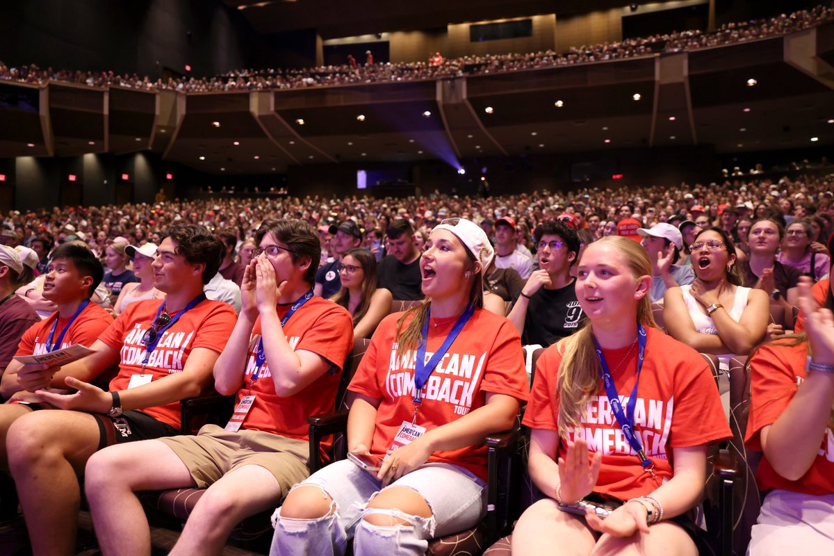 Lis_Ferguson's tweet photo. The energy was ELECTRIC at Texas A&amp;M for the #AmericanComebackTour ⚡️ 

Thanks Aggies for showing up and showing out!

 @TPUSA | @tpusastudents | @tpusasc https://t.co/1qqpWSkYAs